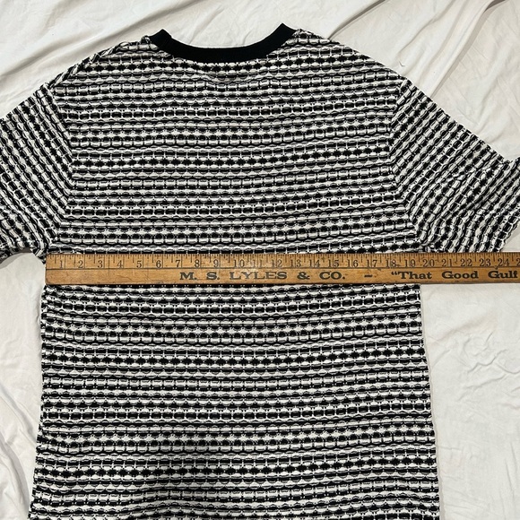 Zara Geometric Black and White Jacquard Knit Top size Medium - Picture 5 of 6